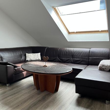 Marienhaus Apartment - Zentral, Parken, Netflix, Kontaktloses Einchecken Wuppertal Dış mekan fotoğraf