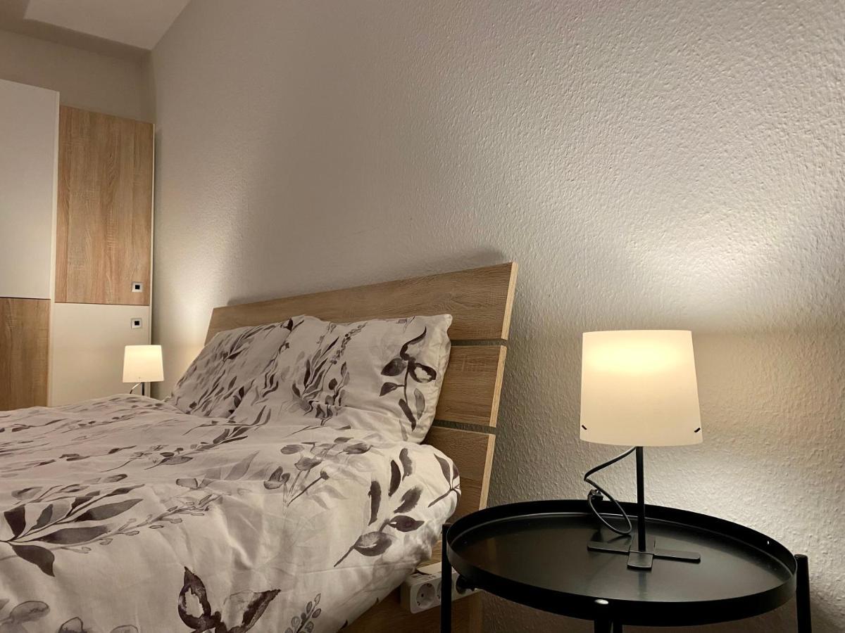 Marienhaus Apartment - Zentral, Parken, Netflix, Kontaktloses Einchecken Wuppertal Dış mekan fotoğraf