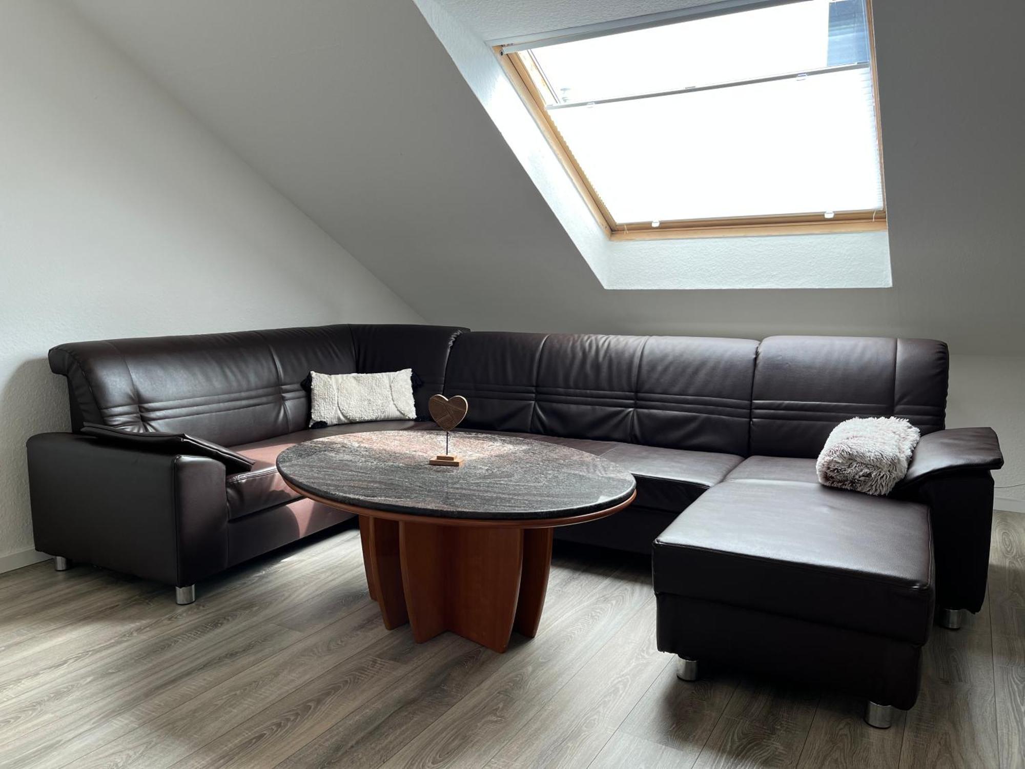 Marienhaus Apartment - Zentral, Parken, Netflix, Kontaktloses Einchecken Wuppertal Dış mekan fotoğraf