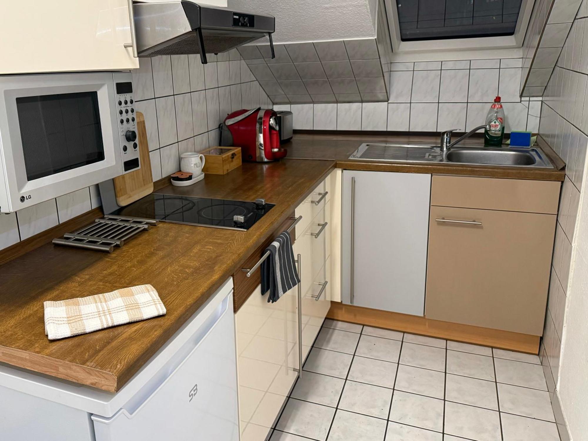 Marienhaus Apartment - Zentral, Parken, Netflix, Kontaktloses Einchecken Wuppertal Dış mekan fotoğraf